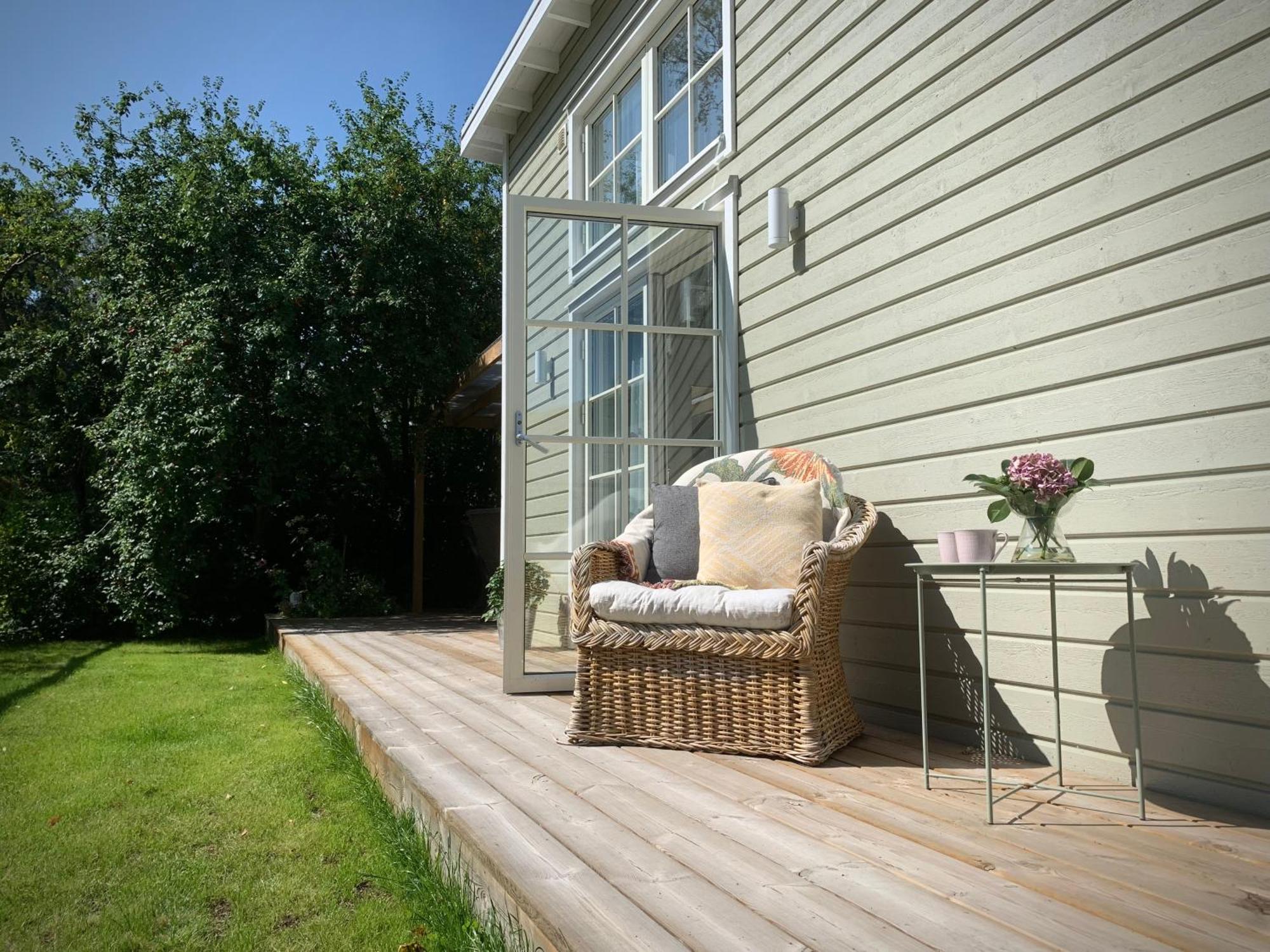 Strandnaera, Pergola, P-Plats I Hoellviken Εξωτερικό φωτογραφία